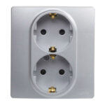 BASE ENCHUFE DOBLE 2P+T PLATA - SERIE NILOE