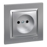 BASE ENCHUFE SIN TT EMPOTRAR ALUMINIO - SERIE 10