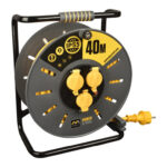 ENROLLACABLE PROFESIONAL 40M 3G2,5MM IP55 HV07RN-F - PRO-XT NARANJA