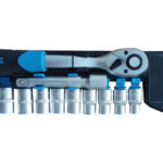 LLAVE CARRACA 72 DIENTES CON VASOS 1/4" 11 PZS