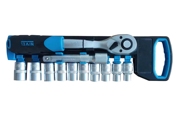 126_68ff9ceedc977 LLAVE CARRACA 72 DIENTES CON VASOS 1/4" 11 PZS - Imagen 1