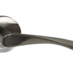 MANILLA PROA ZAMAK/ALUMINIO ROSETA (JUEGO)