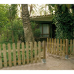 PUERTA VALLA CLASICA MADERA RAYADA