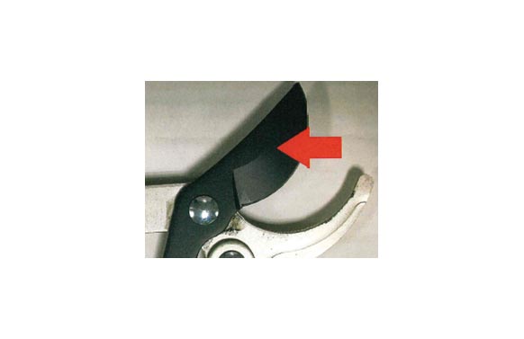 126_6908791d1d4c0 RECAMBIO CUCHILLA PARA TIJERA CORTARRAMAS - Imagen 1