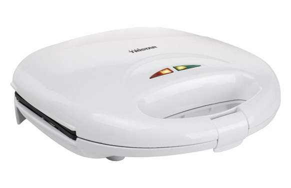 126_6909d5fe29e87 SANDWICHERA CON PLACAS GRILL TRISTAR - Imagen 1