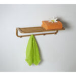 TOALLERO CON ESTANTE Y 4 COLGADORES