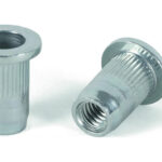 TUERCA RANURADA CABEZA ANCHA FONDO ABIERTO