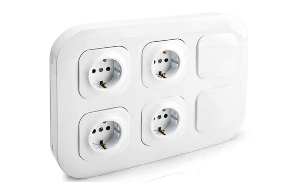 126_690f1284c5635 WORKSTATION 4BASES + 2 IP21 - Imagen 1